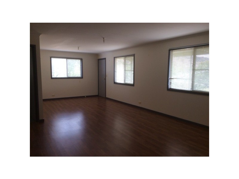 2 Lyne St WEST, Tumbarumba NSW 2653