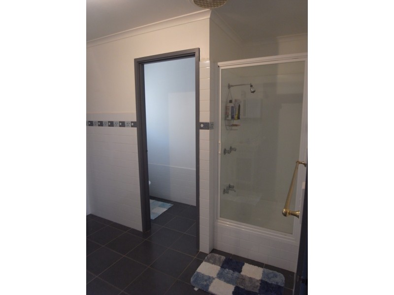 2 Lyne St WEST, Tumbarumba NSW 2653