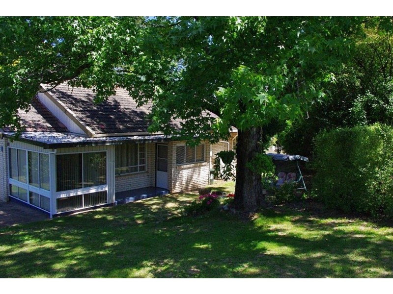 2 Park Street, Tumbarumba NSW 2653