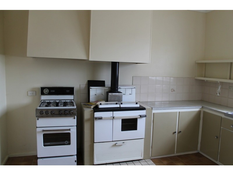 12 Park St, Tumbarumba NSW 2653