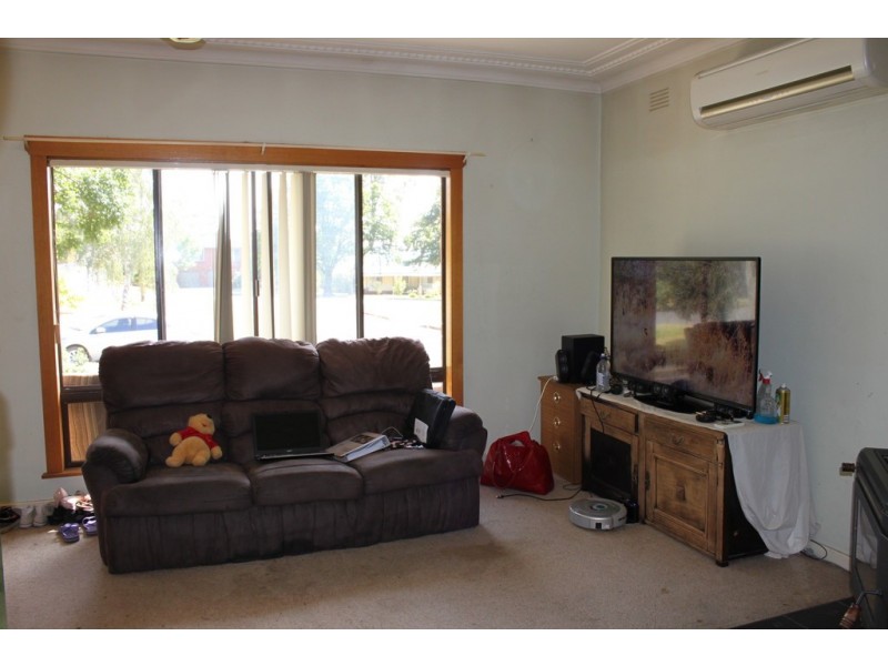 59 Albury Street, Tumbarumba NSW 2653