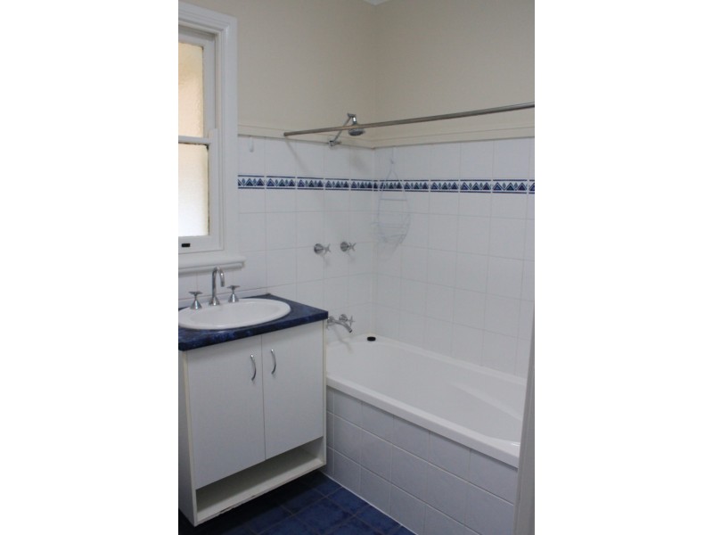 99 Winton Street, Tumbarumba NSW 2653