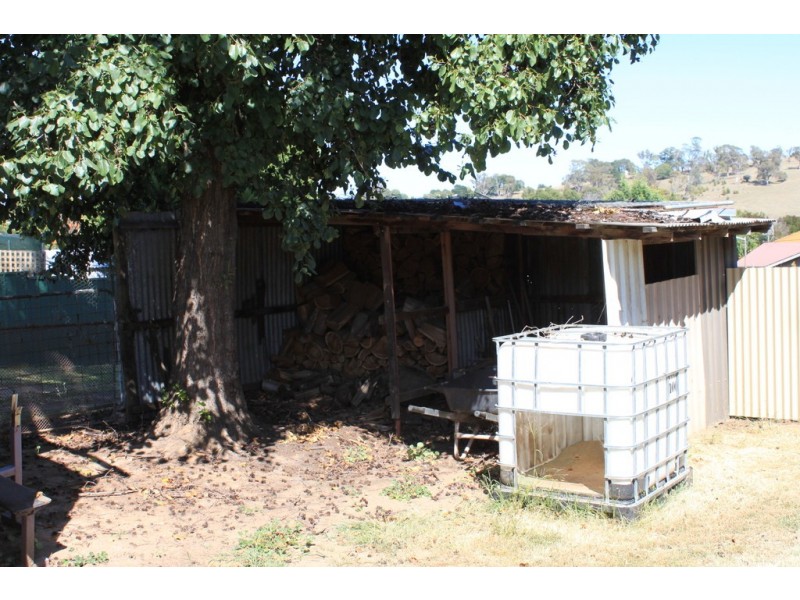 99 Winton Street, Tumbarumba NSW 2653