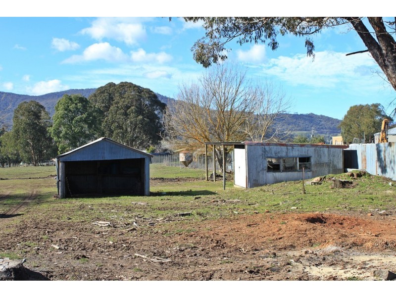 23 Bell Street, Tumbarumba NSW 2653