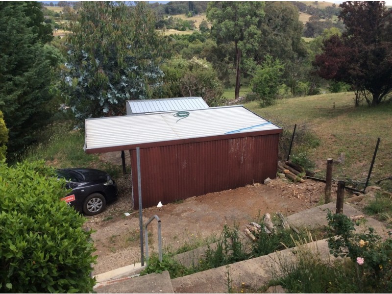 8 Lyne St, Tumbarumba NSW 2653