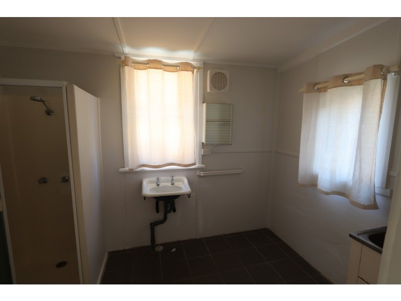 2/11 Bridge St, Tumbarumba NSW 2653