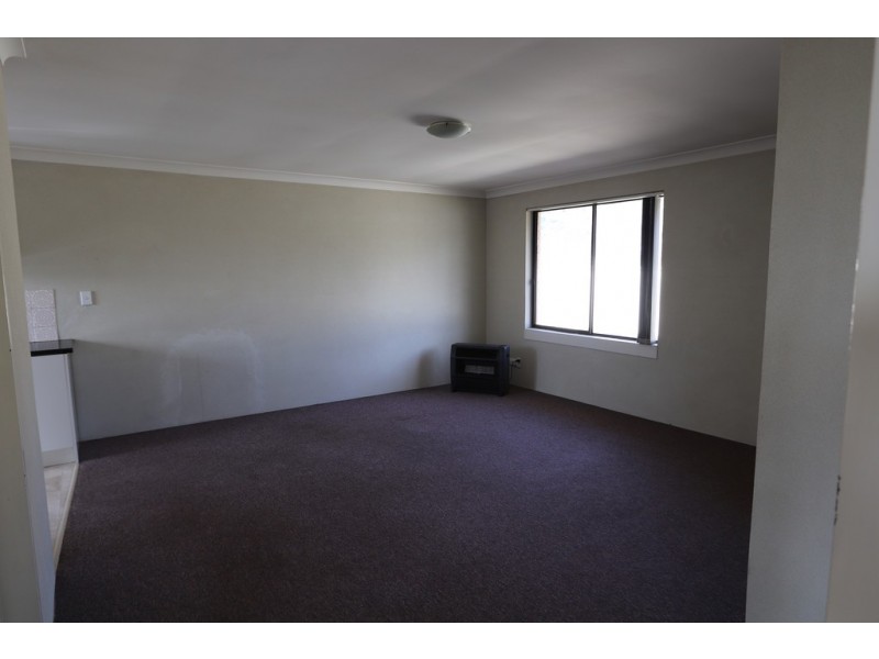 4/12 Gilbert Street, Tumbarumba NSW 2653