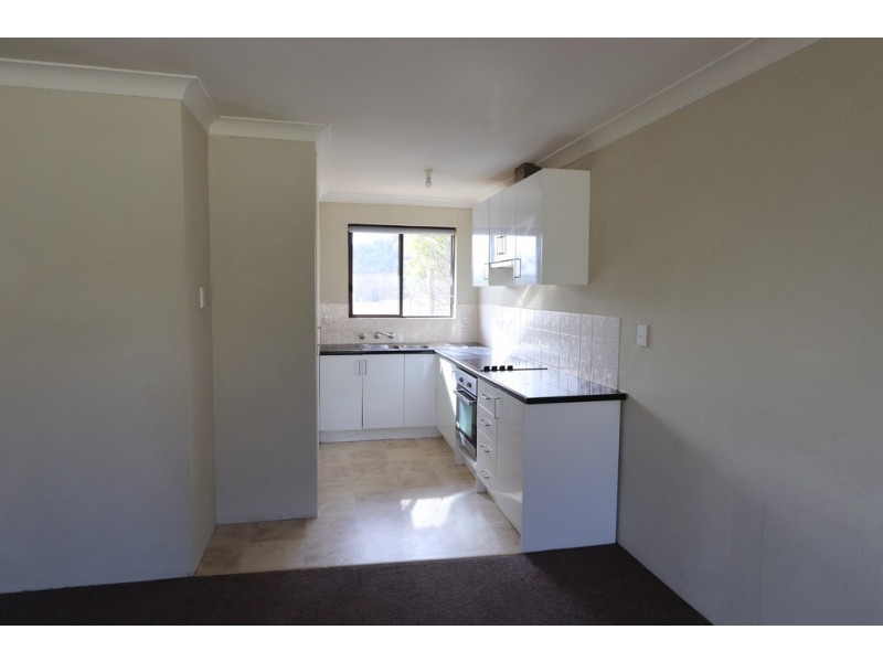 4/12 Gilbert Street, Tumbarumba NSW 2653