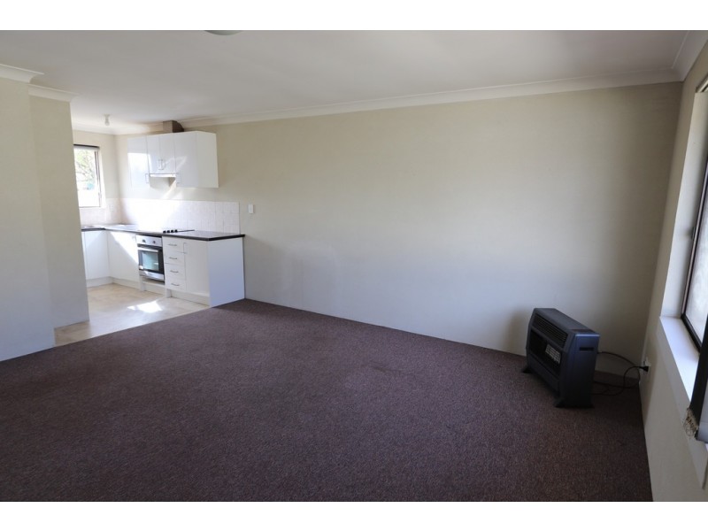 4/12 Gilbert Street, Tumbarumba NSW 2653