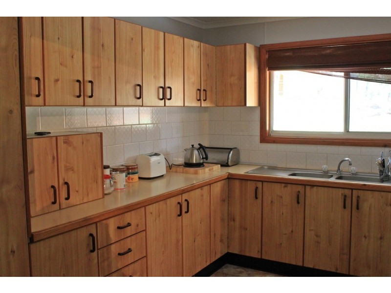 4 Kent Street, Tumbarumba NSW 2653