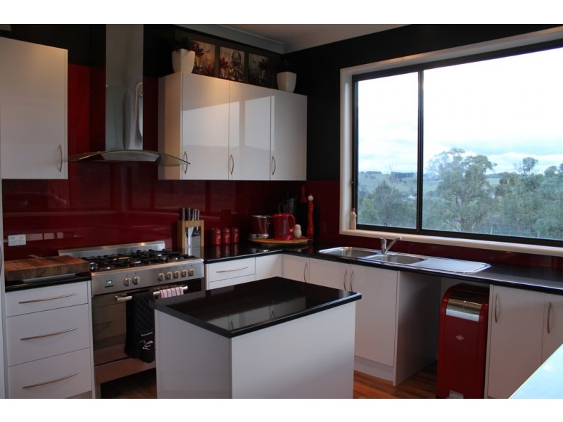 3 Horsley Road, Tumbarumba NSW 2653