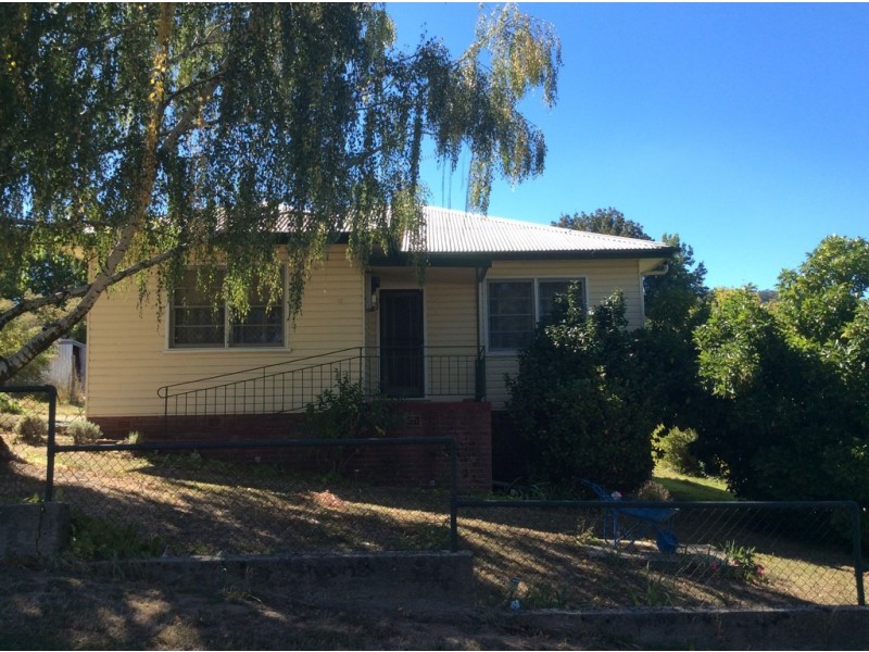 32 Winton St, Tumbarumba NSW 2653