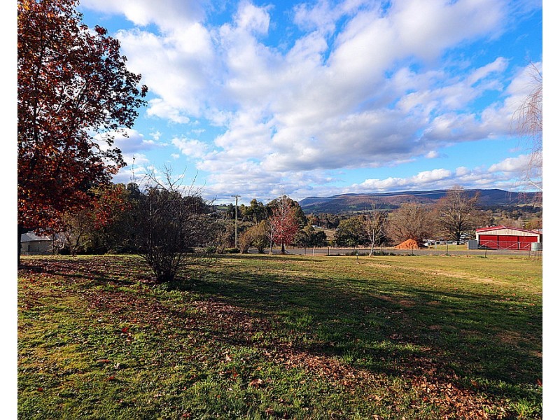 2 Hume Street, Tumbarumba NSW 2653