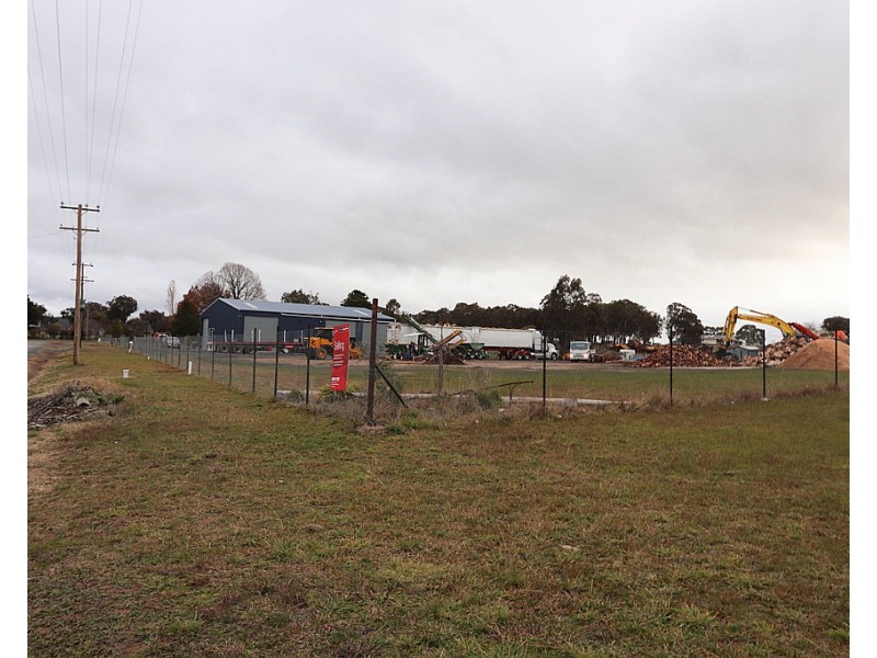 22 Bell Street, Tumbarumba NSW 2653