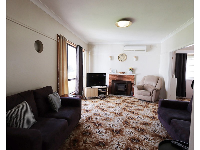 15 Kent Street, Tumbarumba NSW 2653