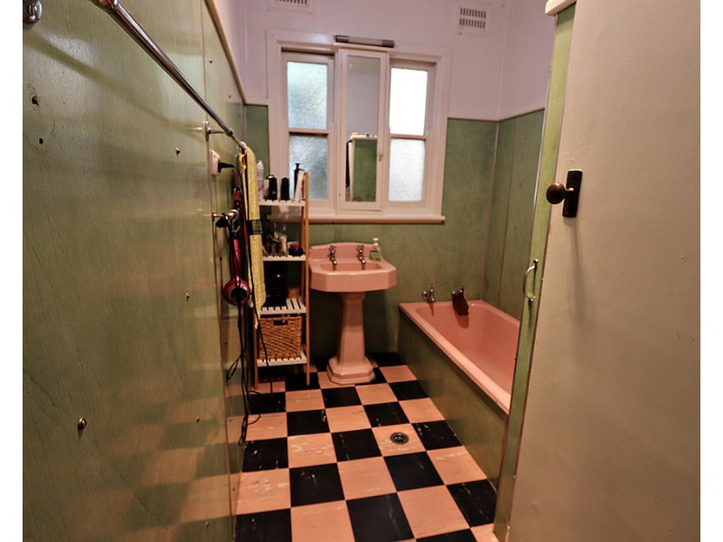 15 Kent Street, Tumbarumba NSW 2653