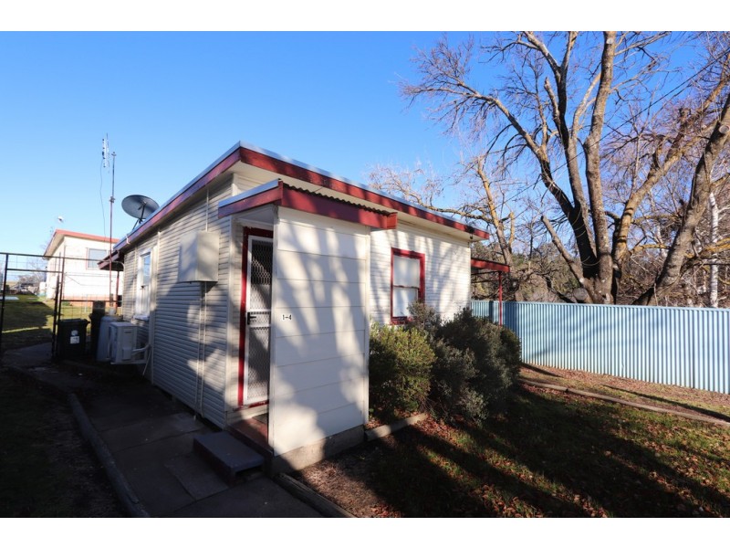 1/4 Bridge Street, Tumbarumba NSW 2653