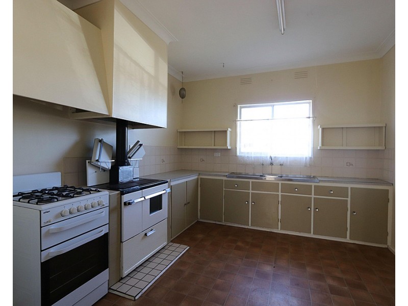 12 Park St, Tumbarumba NSW 2653