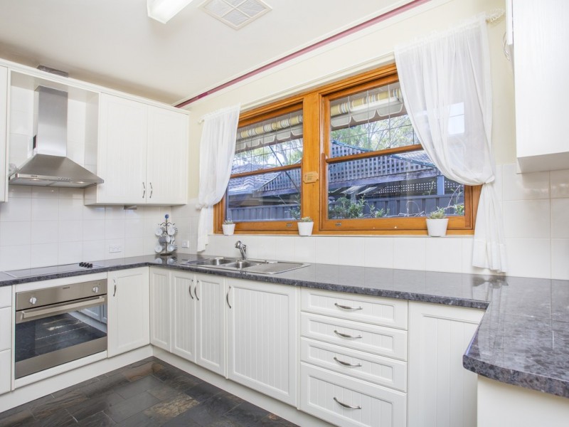 46 Amber Rd, Hope Valley SA 5090