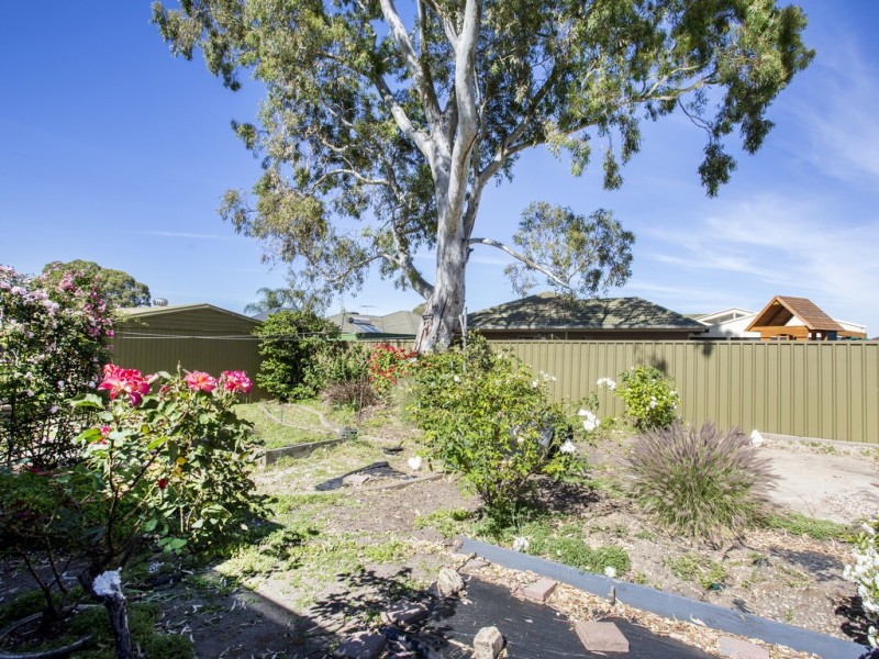 46 Amber Rd, Hope Valley SA 5090