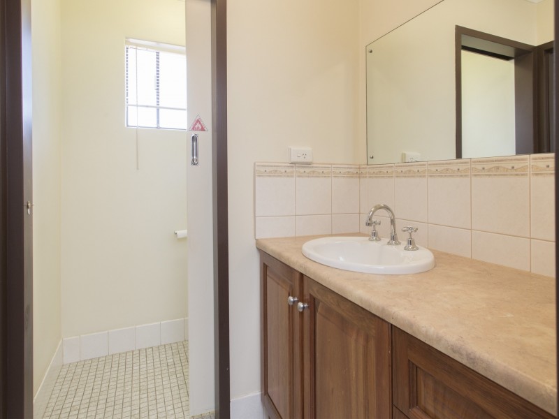 24 Amber Rd, Hope Valley SA 5090