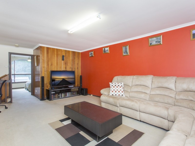 24 Amber Rd, Hope Valley SA 5090