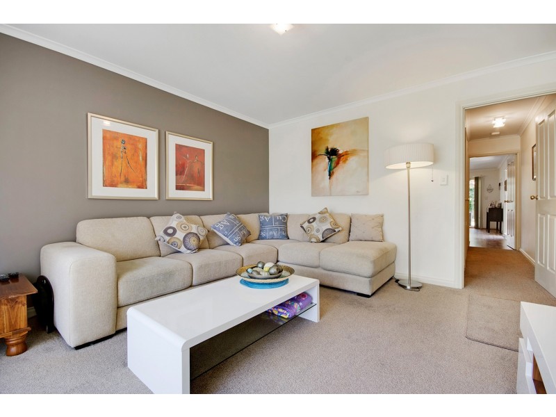 4 St. Michaels Circuit, Oakden SA 5086