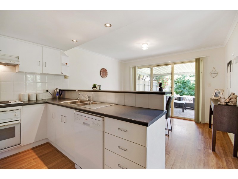 4 St. Michaels Circuit, Oakden SA 5086