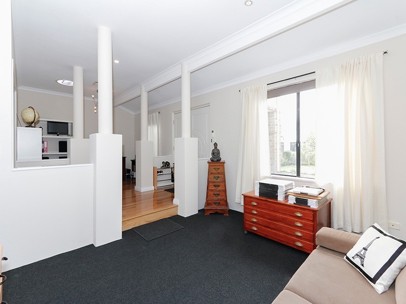 37 Constellation Drive, Ocean Reef WA 6027