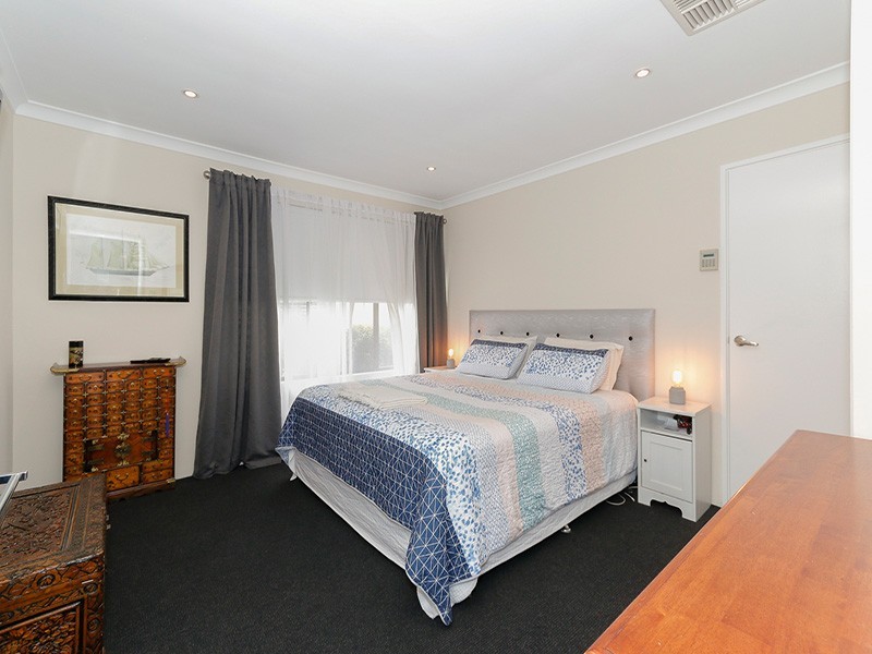 37 Constellation Drive, Ocean Reef WA 6027