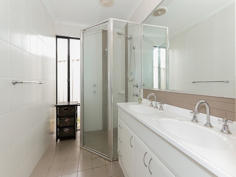 37 Constellation Drive, Ocean Reef WA 6027