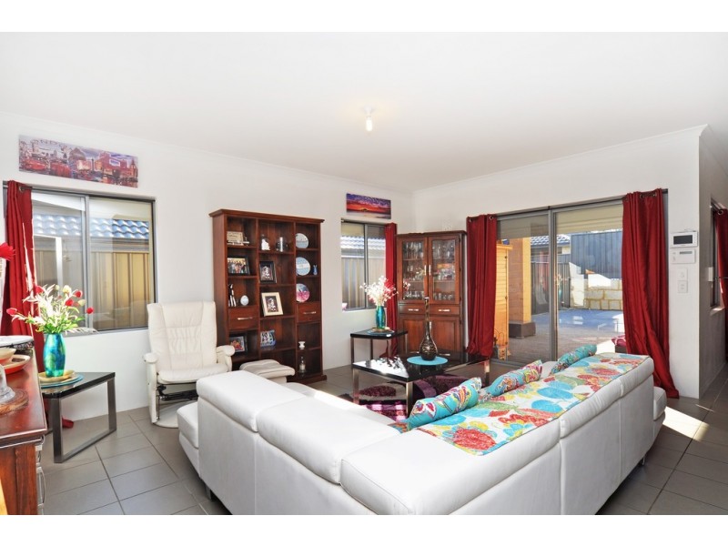 49 Fishbone Turn, Banksia Grove WA 6031