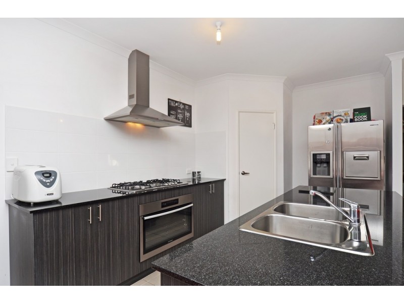 49 Fishbone Turn, Banksia Grove WA 6031