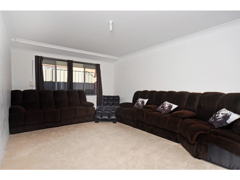 49 Fishbone Turn, Banksia Grove WA 6031