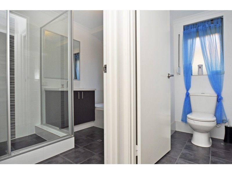 49 Fishbone Turn, Banksia Grove WA 6031