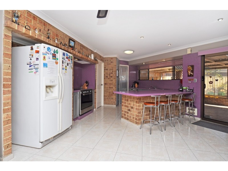 42 Verbena Cr, Dianella WA 6059