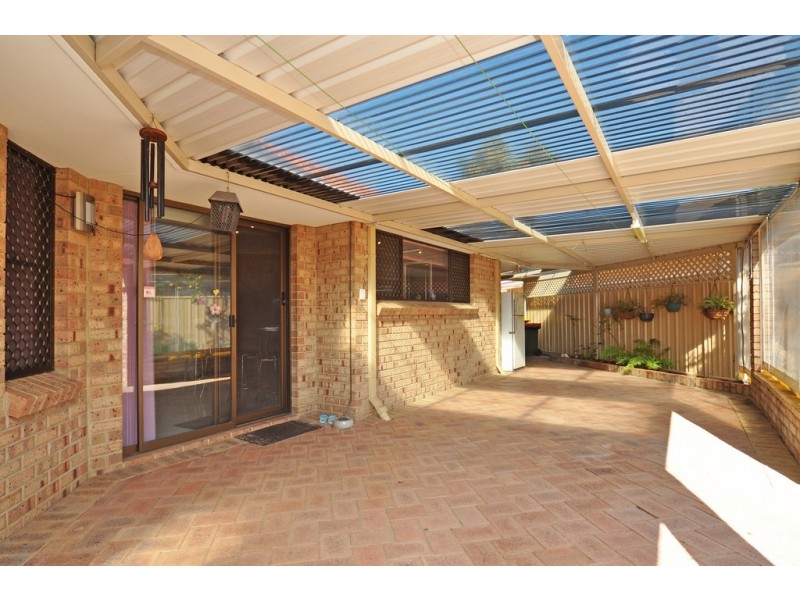 42 Verbena Cr, Dianella WA 6059
