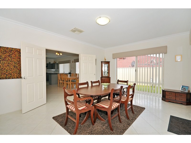 42 Keanefield Drive, Carramar WA 6031