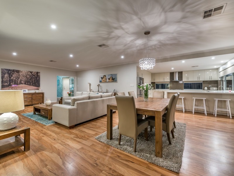 30 Wildwood Mews, Carramar WA 6031