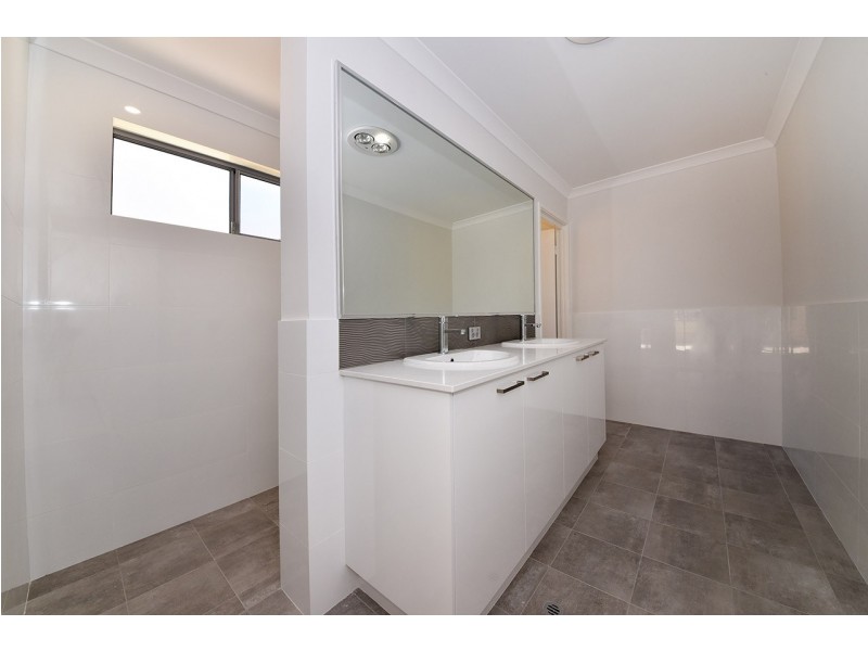3 Cocoa Pass, Iluka WA 6028