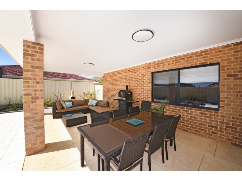 25 Labianca Vista, Carramar WA 6031