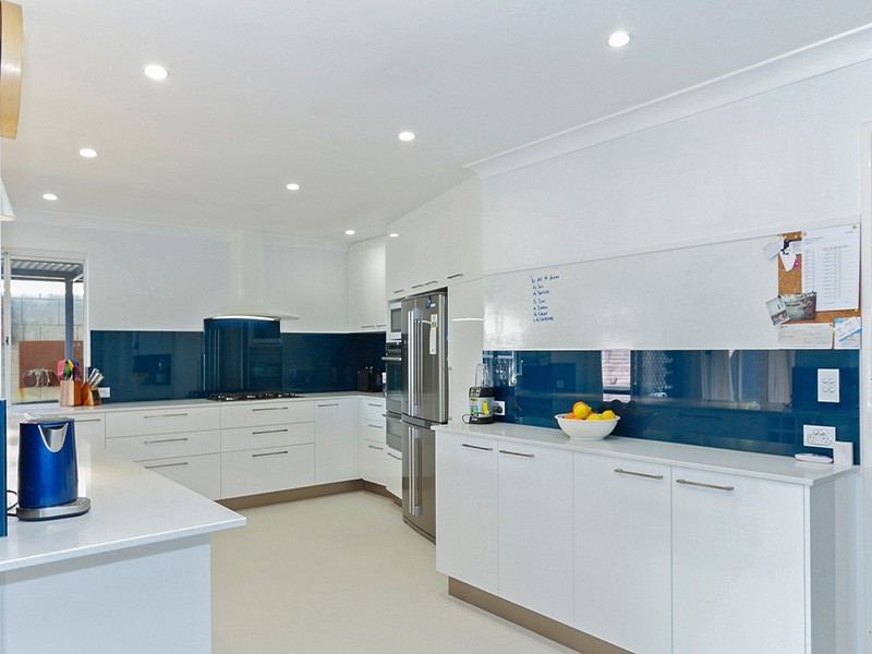 10 Lind Court, Quinns Rocks WA 6030