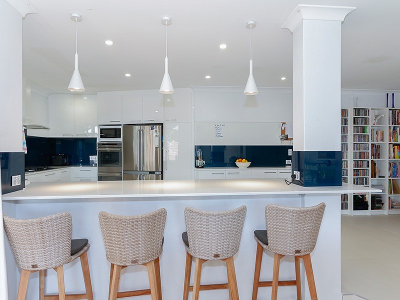 10 Lind Court, Quinns Rocks WA 6030