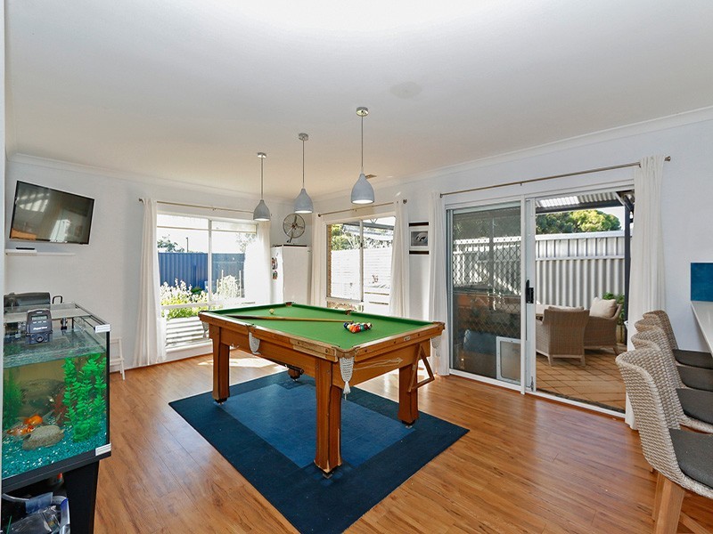 10 Lind Court, Quinns Rocks WA 6030