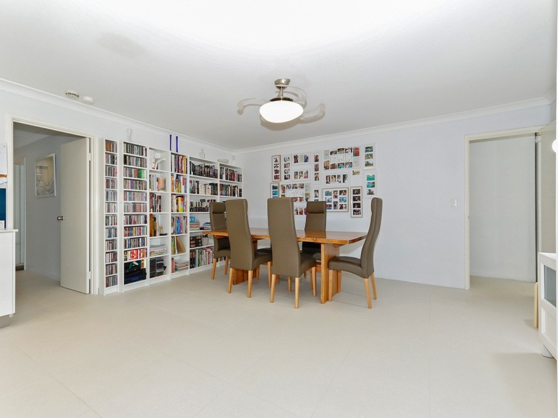 10 Lind Court, Quinns Rocks WA 6030