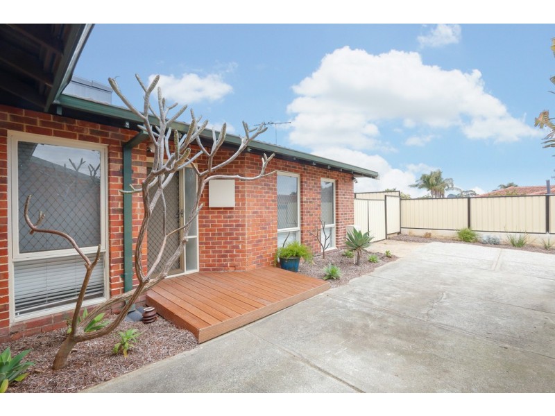 736b Beach Road, Hamersley WA 6022