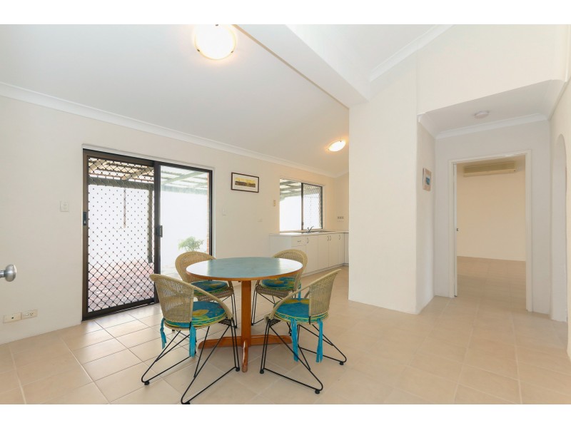 736b Beach Road, Hamersley WA 6022