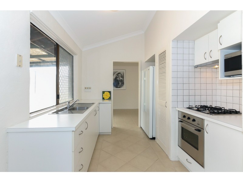 736b Beach Road, Hamersley WA 6022