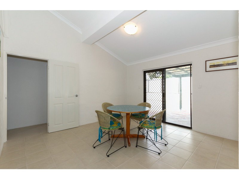 736b Beach Road, Hamersley WA 6022