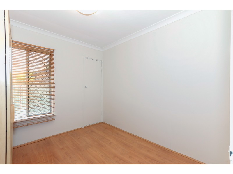 736b Beach Road, Hamersley WA 6022